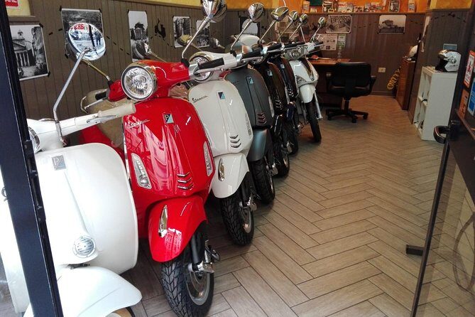 Vespa Rental in Rome 24 hours - Why a 125cc Vespa Beats Walking (and Stresses Less Than You Think)