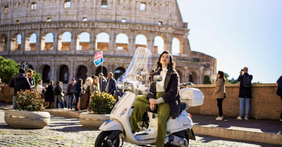 Vespa scooter tour in Rome with Pro-Photographer - Key Highlights at a Glance