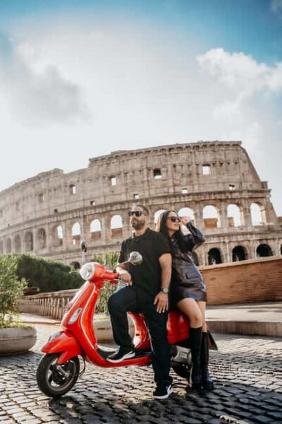 Vespa Scooter Tour "Rome as a Local" - Colosseum photo stop: a quick hit with great angles