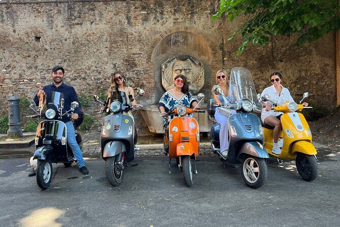 Vespa Tour Guided by Local in Rome - Piazza Navona Finale: Four Fountains and Good-Mood Parking