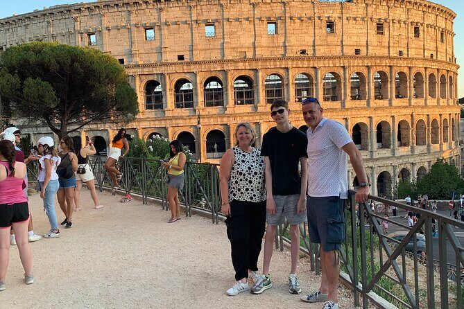 Vespa Tour in Rome Driven by Us with Optional Pick Up - Meeting at Piazza dei Calcarari: the start that sets the tone
