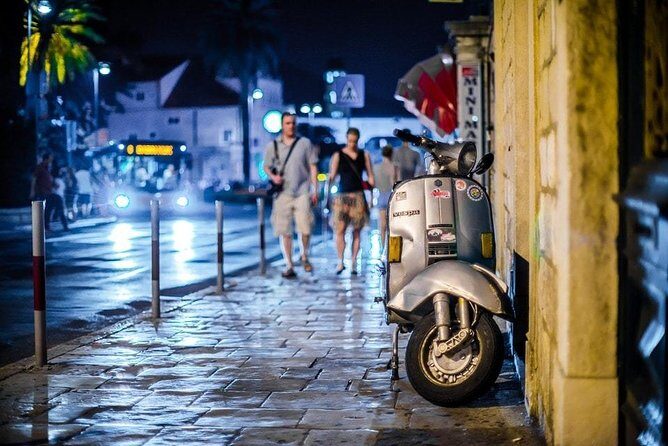 Vespa Tour with driver Rome By Night 3 hours - Safety, comfort, and what you actually get in your hands