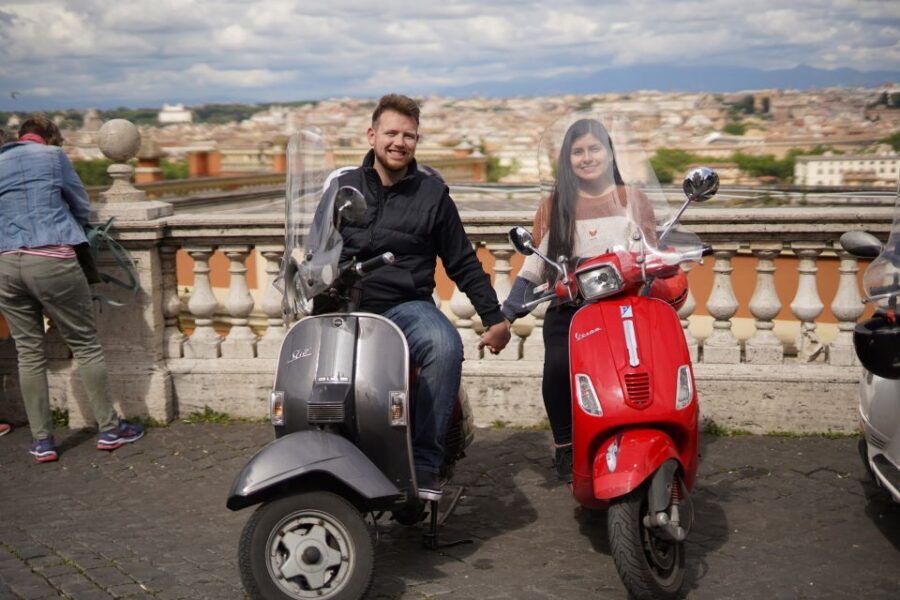 Vespa Tour with Professional Photographer - A 1.5-Hour Vespa Photoshoot: What You Really Get