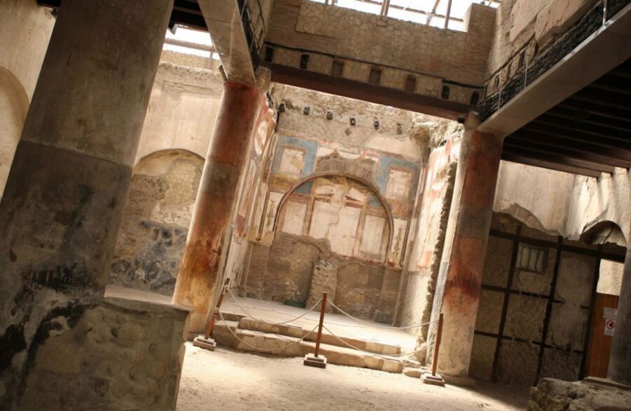 Vesuvius and Herculaneum from Naples - Getting to Vesuvius: early timing and a twisty ride