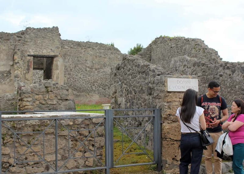 Vesuvius and Pompeii Tour from Naples All Included - From Naples to Pompeii and Vesuvius: why this combo works