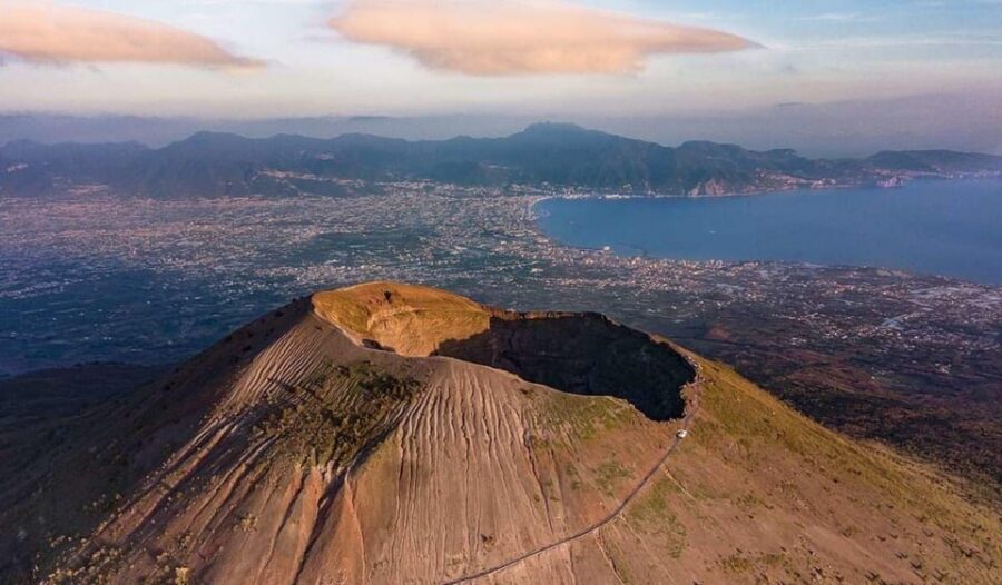 Vesuvius National Park Skip-the-Line Ticket - What the skip-the-line ticket actually includes