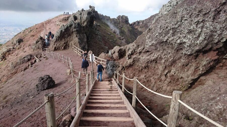 Vesuvius: Skip-the-line tickets with round trip transport - Vesuvius from Pompeii, minus the waiting-room vibe