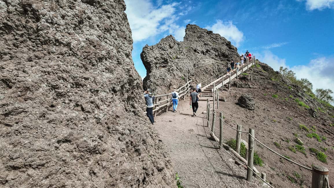 Vesuvius Volcano Experience: from Naples, Pompeii and Rome - Time on the Mountain: Getting the Most Out of 3 Hours
