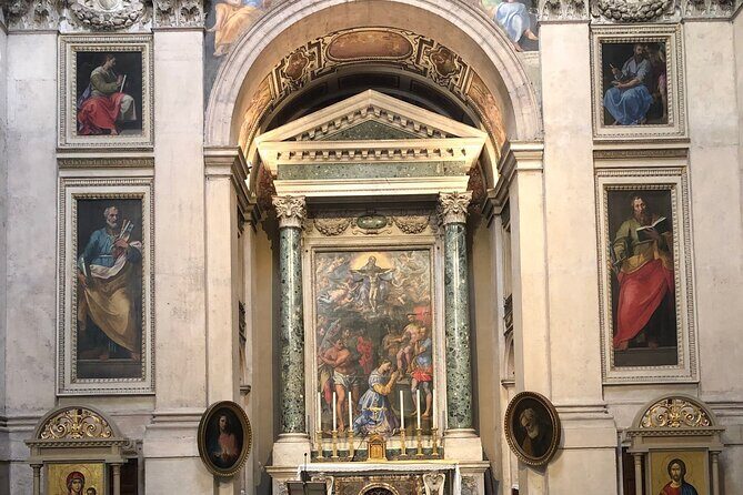 Via Crucis Catholic Pilgrim Walking Tour in Rome - Back at St John Lateran: Why This Church Matters to the Catholic Walk