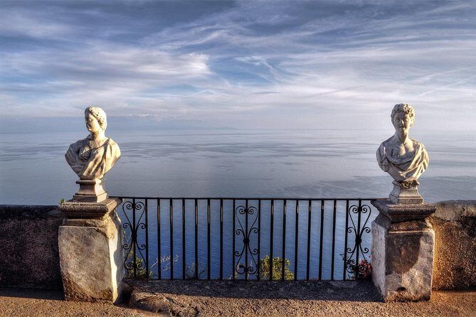Villa Cimbrone in Ravello and Amalfi Coast - Sirenusas (Gallos) islands: a quick scenic reminder of the coast’s water world
