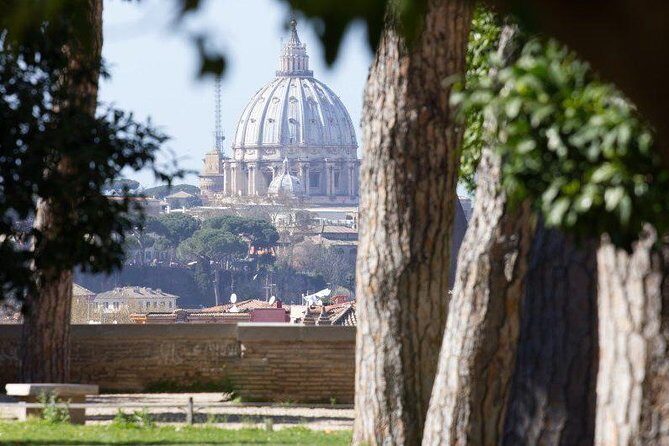VIP Guided Tour Rome Colosseum, Vatican Museums, lunch included - The Lunch Break: Included, Italian, and Built Into the Pace