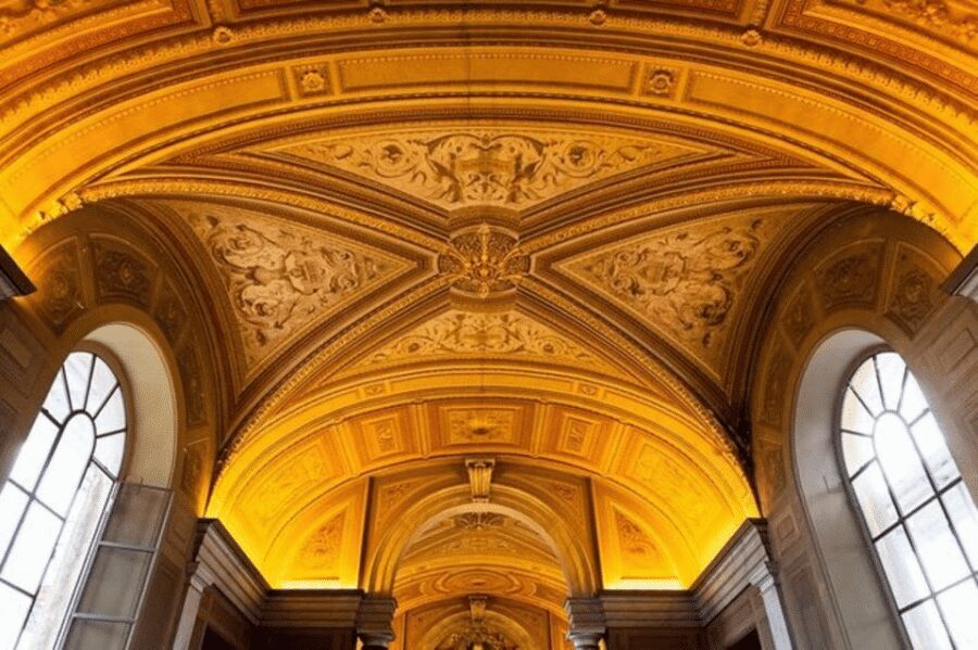 VIP Private Tour: Vatican Museums, Sistine Chapel - VIP private format in the Vatican: why it changes everything