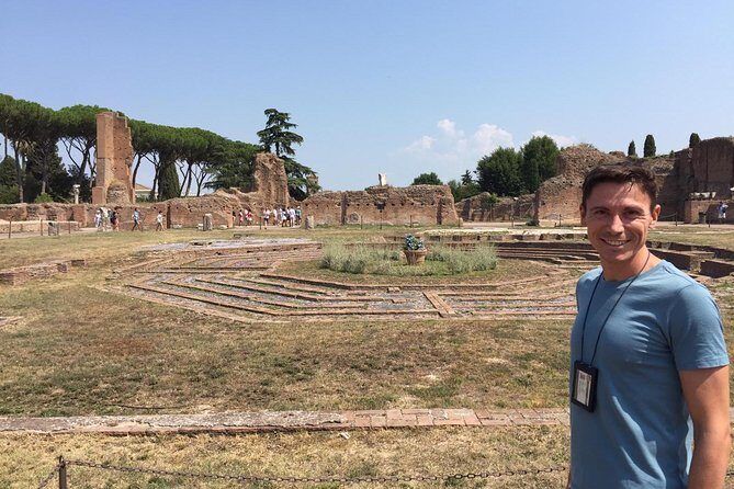 VIP Tour of the Colosseum, Forum & Palatine Hill by PhD Guide - Entering the Colosseum: how to view it without getting lost