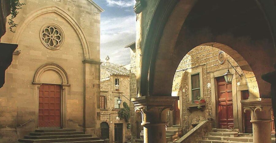 Viterbo: Private Walking Tour - San Pellegrino: a medieval quarter that shows up on screen