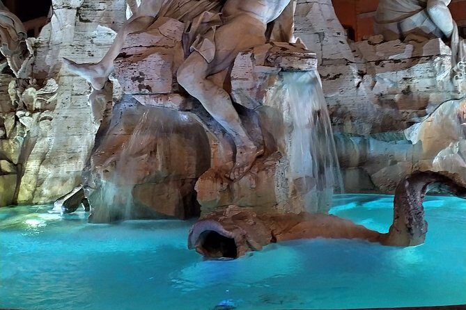 Walk the magic of Rome at night - Stop 1: Vittoriano, Via dei Fori Imperiali, and Piazza Venezia Views