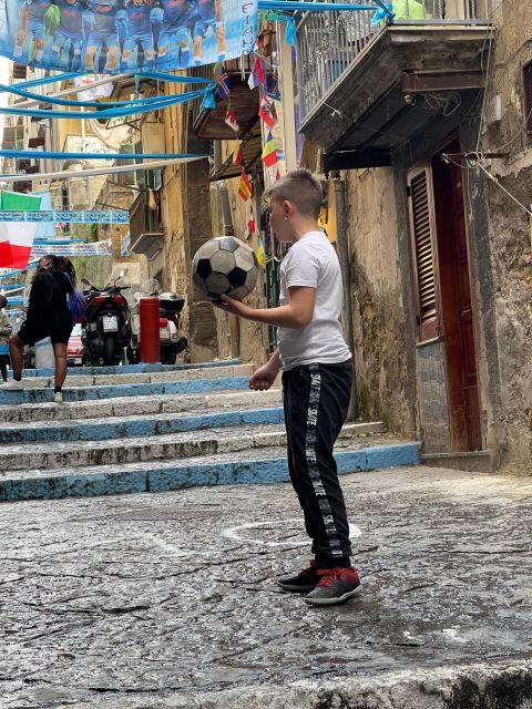 Walking tour in Naples - Spanish Quarters: the smell-and-sound Naples people remember