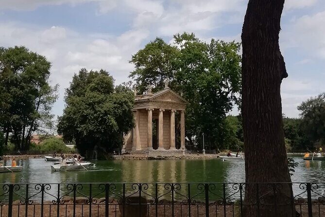 Watercolor Private Tour at Villa Borghese Rome with Guido - Who should book this watercolor tour