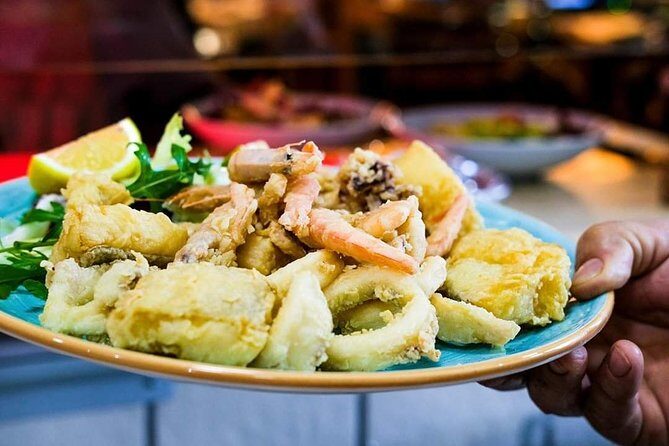 Wine & Food Tour at the Vesuvius Winery - What $226.89 buys you, and what you should budget extra