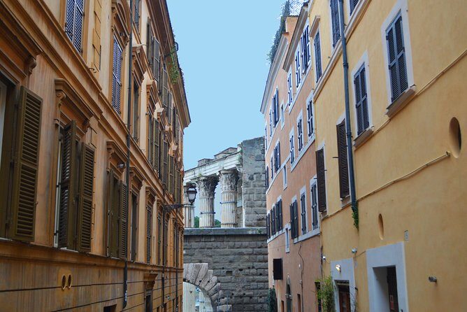 Wine Tasting, Food & Sightseeing Tour in Rome with local guide - The “why” behind this wine-and-food format